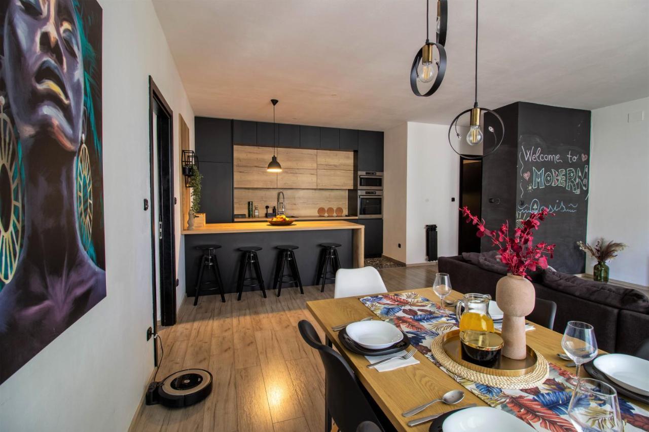 Modern Oasis Apartment Split Private Parking Dış mekan fotoğraf