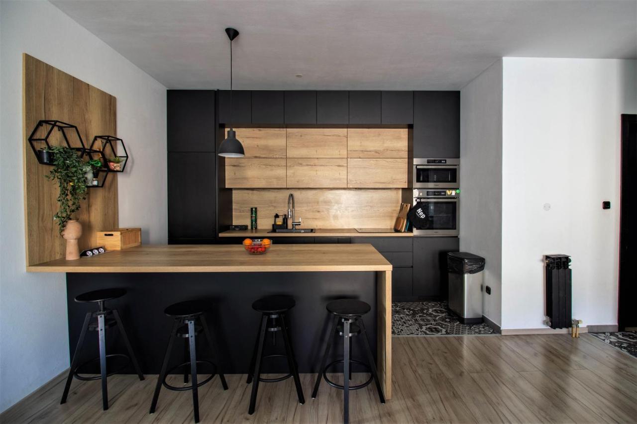 Modern Oasis Apartment Split Private Parking Dış mekan fotoğraf